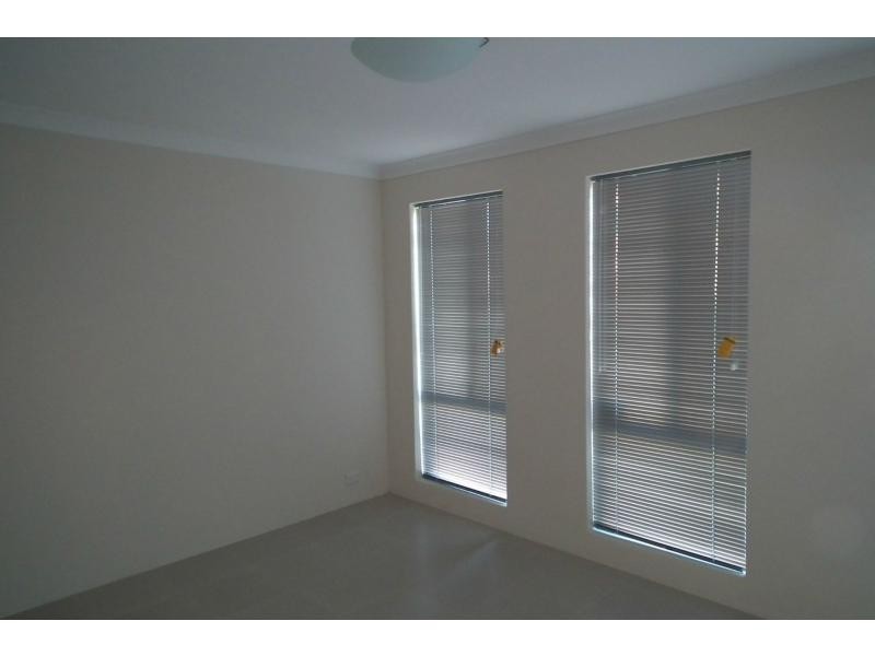 4 Latrobe Street, Landsdale WA 6065