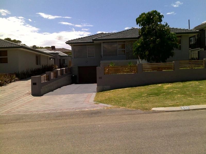 10 Wolya Place, Westminster WA 6061