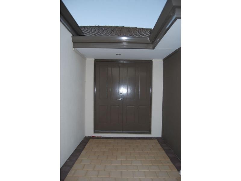 50 Tissington Drive, Darch WA 6065