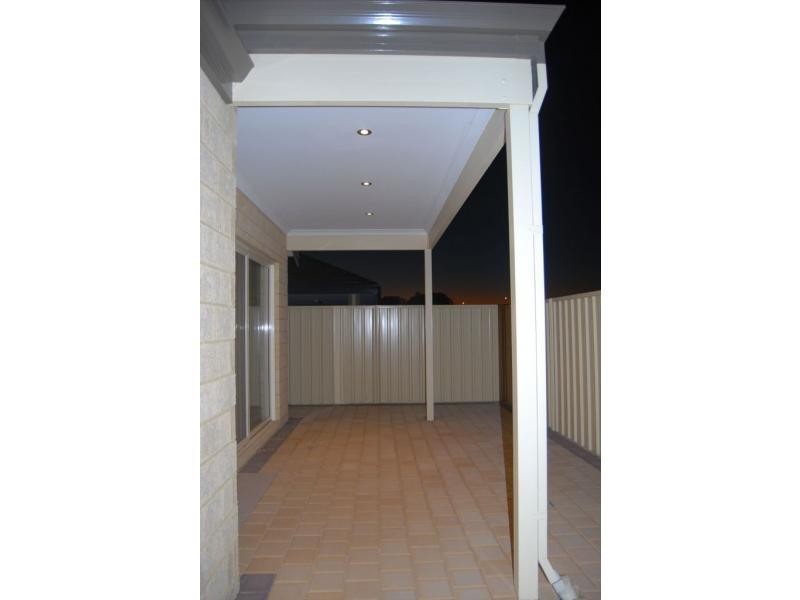 50 Tissington Drive, Darch WA 6065