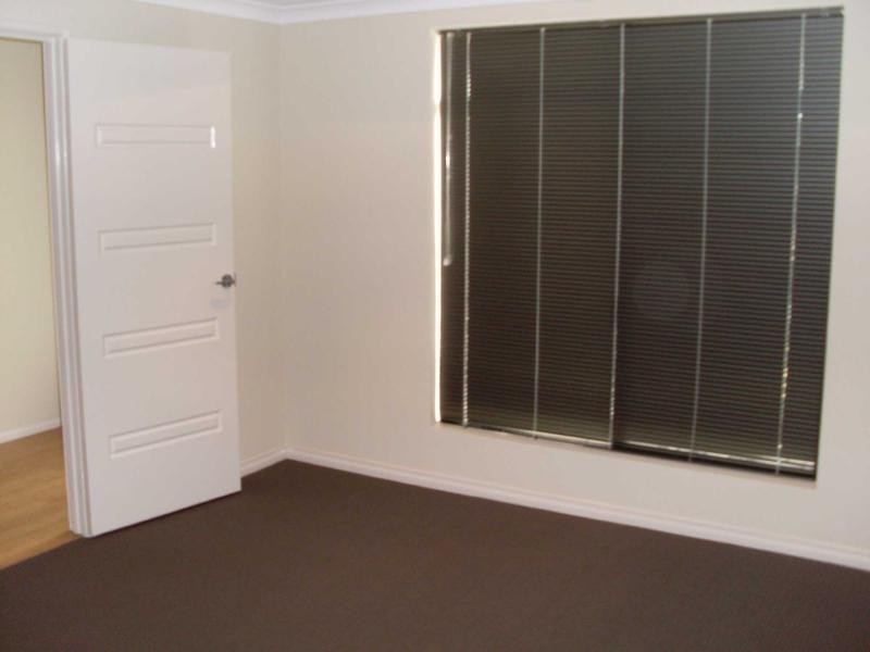 93 Baloo Crescent, Wannanup WA 6210