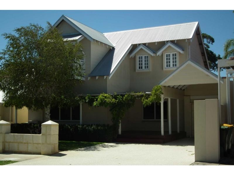 136 Holland Street, Wembley WA 6014