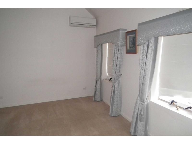 136 Holland Street, Wembley WA 6014