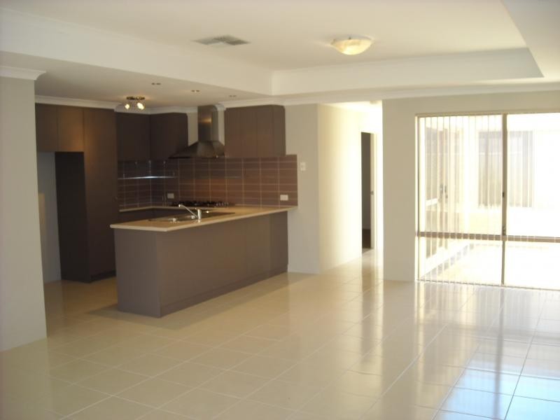 4A Cass Boulevard, Darch WA 6065