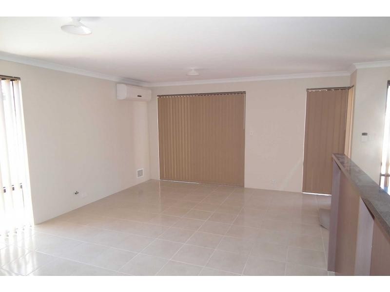 3/4 Playden Way, Balga WA 6061