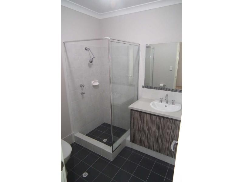 3/44 Russell Road, Madeley WA 6065