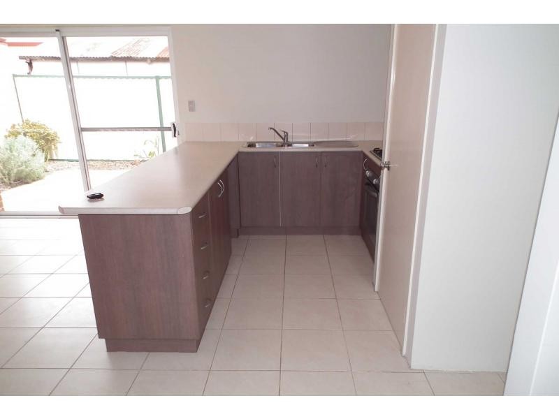 2/36 Elvire Street, Midland WA 6056