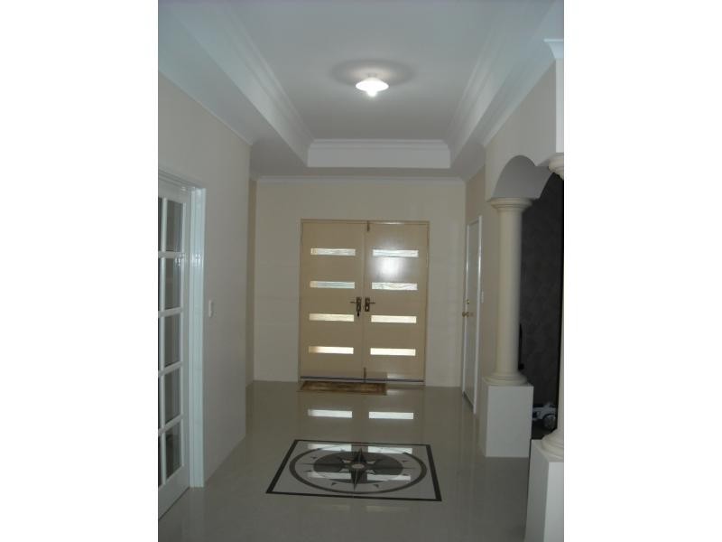 8 Bittern Way, Beechboro WA 6063