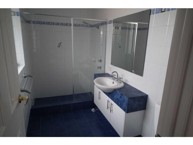 8 Fin Close, Beechboro WA 6063