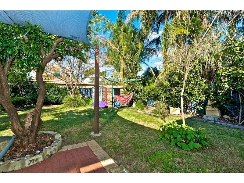 Bassendean WA 6054