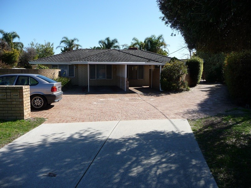 2/52 Pola Street, Dianella WA 6059