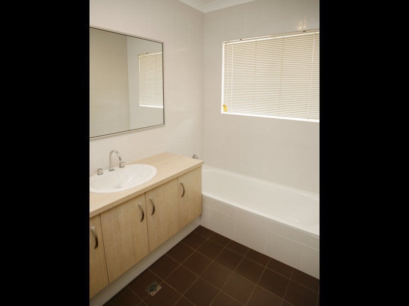 3/94 Kathleen Street, Bassendean WA 6054