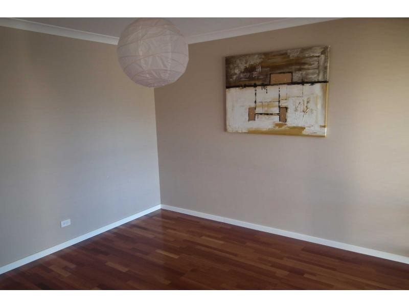 2 Bildjar Close, South Guildford WA 6055