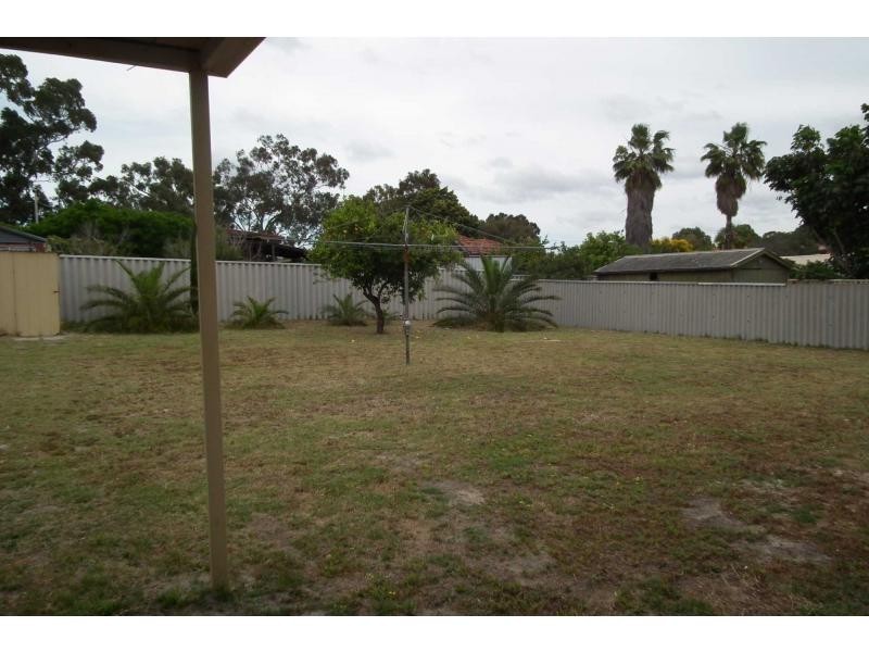 17 Towning Street, Embleton WA 6062