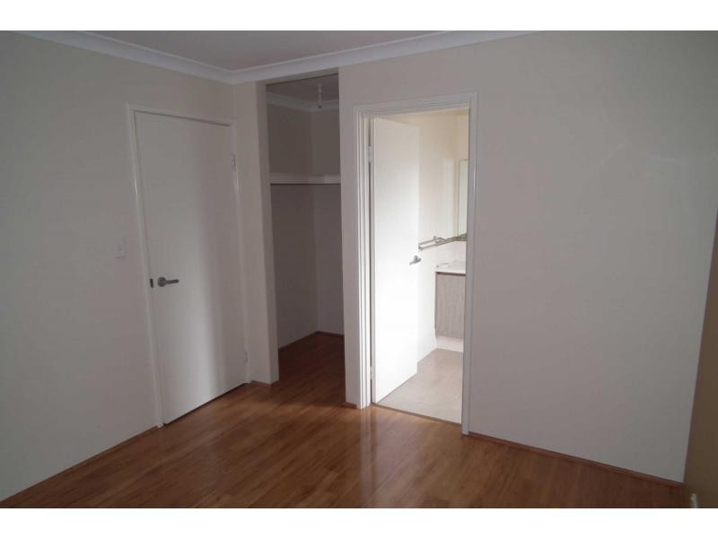 2/44 Russell Road, Madeley WA 6065