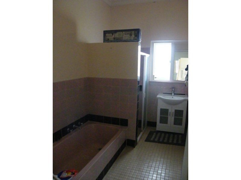 27 Hudson Street, Bayswater WA 6053