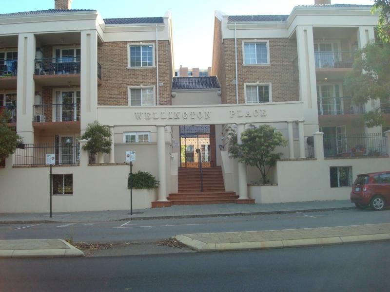 Unit 14/125 Wellington Street, East Perth WA 6004