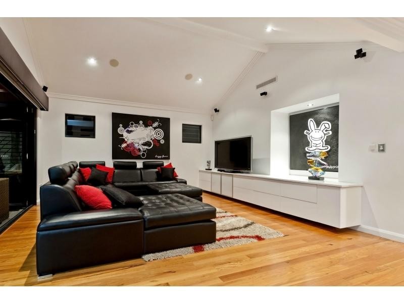 6 De Havilland View, Maylands WA 6051