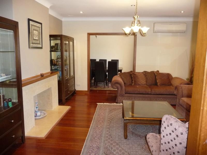 18 Greenacre Street, Dianella WA 6059