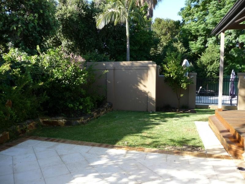 18 Greenacre Street, Dianella WA 6059