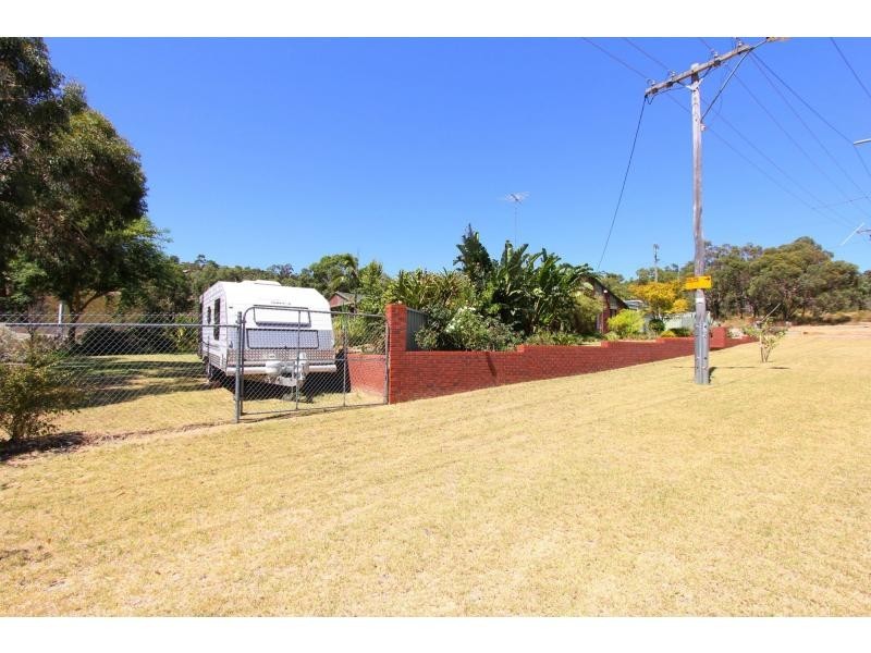 15 Stirling Close, Swan View WA 6056
