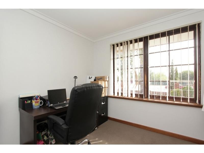 12 Girrawheen Avenue, Girrawheen WA 6064