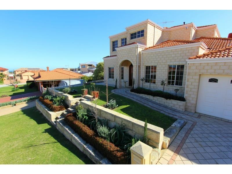 3 Buchanan Rise, Coogee WA 6166