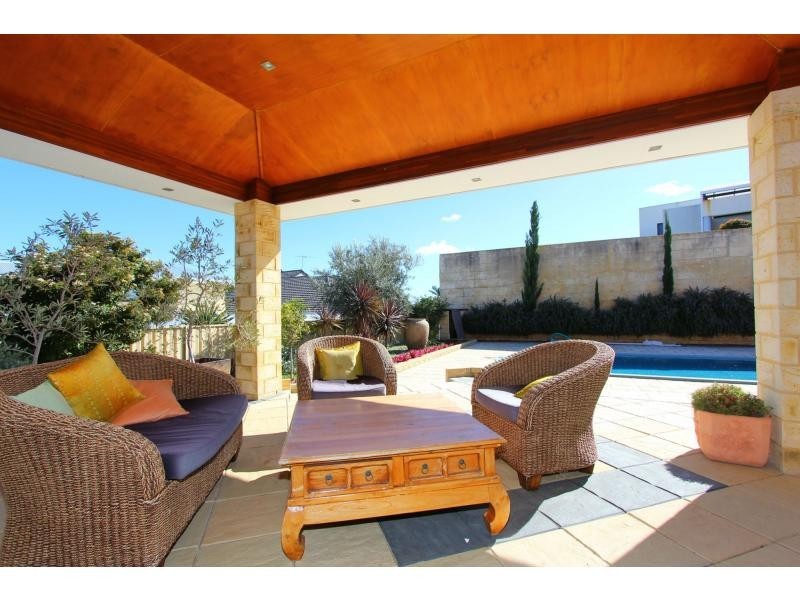 3 Buchanan Rise, Coogee WA 6166