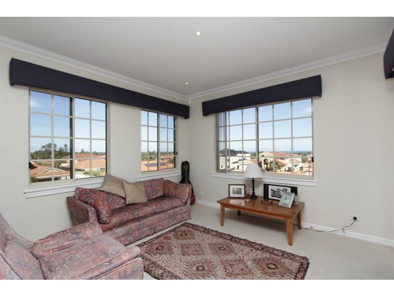 3 Buchanan Rise, Coogee WA 6166