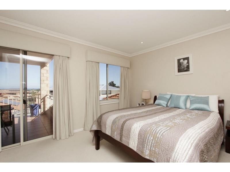 3 Buchanan Rise, Coogee WA 6166