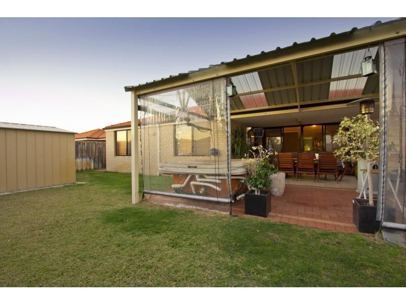 52 Garran Loop, Henley Brook WA 6055