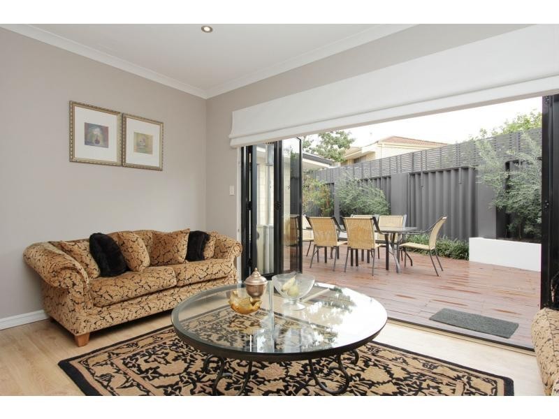 37B Delphine Avenue, Dianella WA 6059