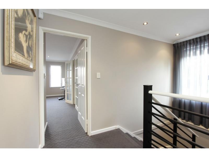 37B Delphine Avenue, Dianella WA 6059