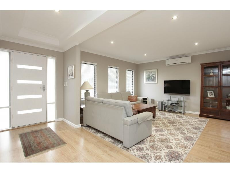 37B Delphine Avenue, Dianella WA 6059