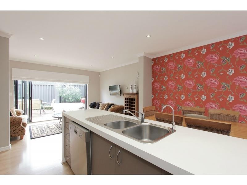 37B Delphine Avenue, Dianella WA 6059