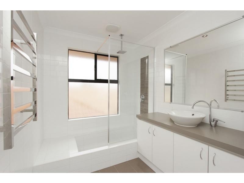 37B Delphine Avenue, Dianella WA 6059