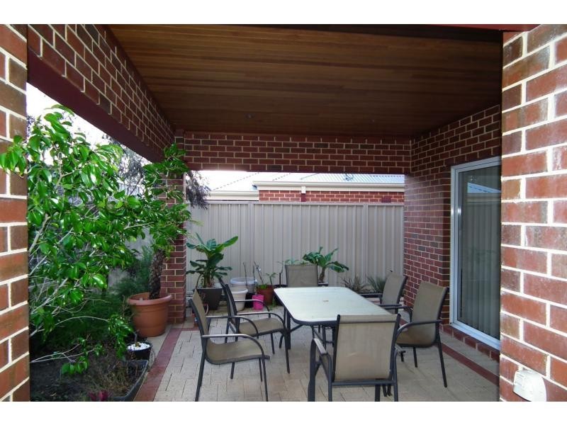 4/94 Kathleen Street, Bassendean WA 6054