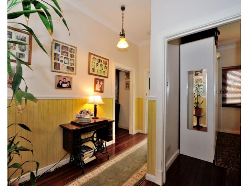 22 Grafton Road, Bayswater WA 6053