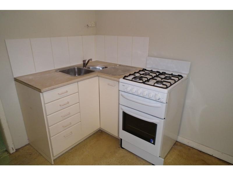 42 Fredrick Street, Midland WA 6056