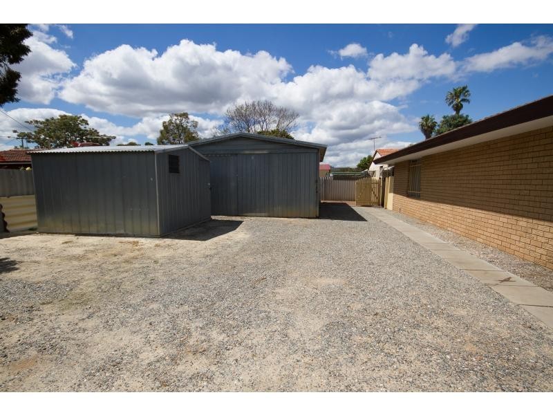 30 Hibiscus Drive, Forrestfield WA 6058