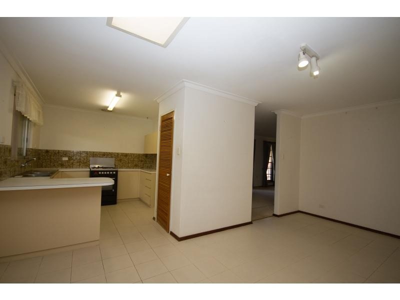 30 Hibiscus Drive, Forrestfield WA 6058