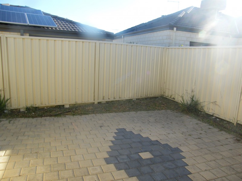 2/7 Frant Way, Balga WA 6061