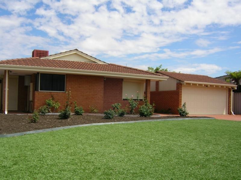 17 Flametree Place, Beechboro WA 6063