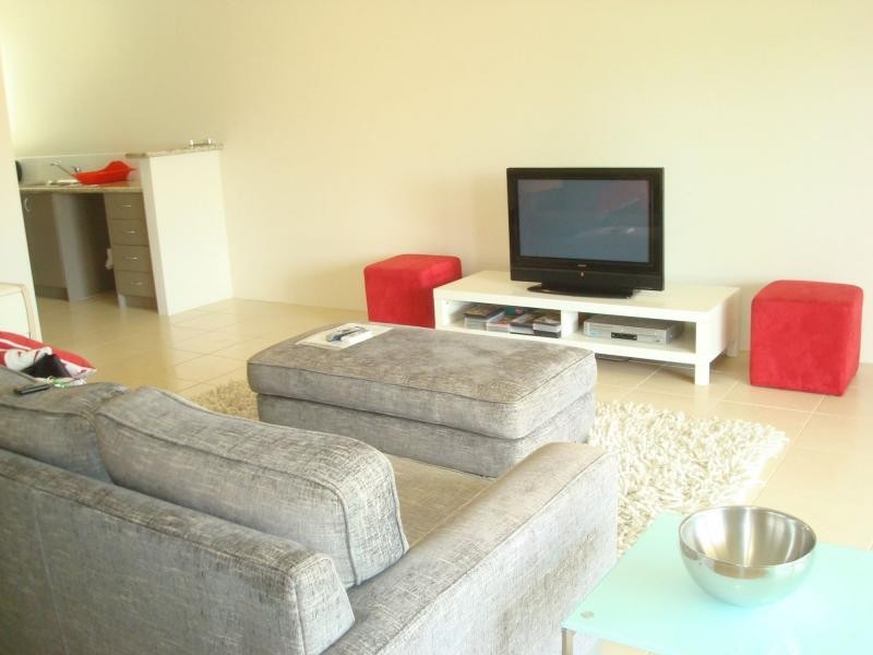 2/27 Cooper Street, Mandurah WA 6210