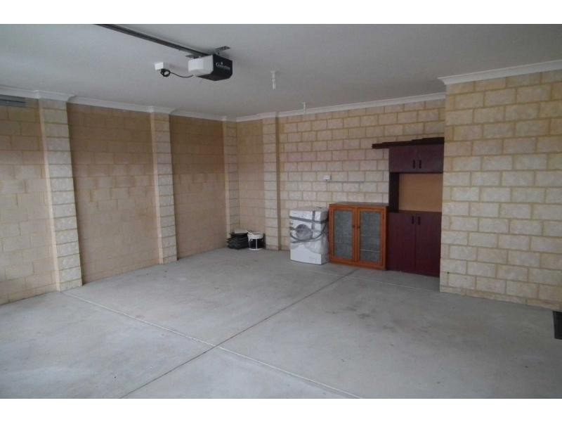 2/44 Russell Road, Madeley WA 6065