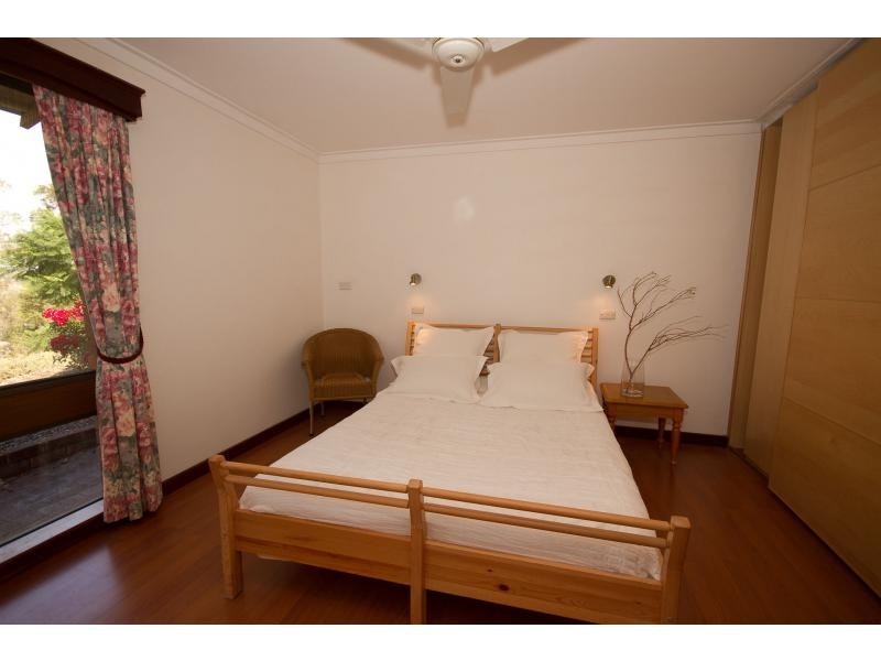 19 Vivian Way, Boya WA 6056