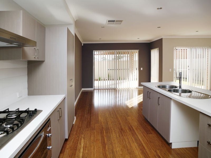 1/94 Kathleen Street, Bassendean WA 6054