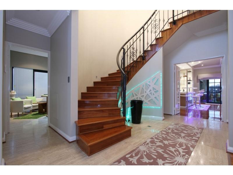 6 Aitape Vista, Dianella WA 6059