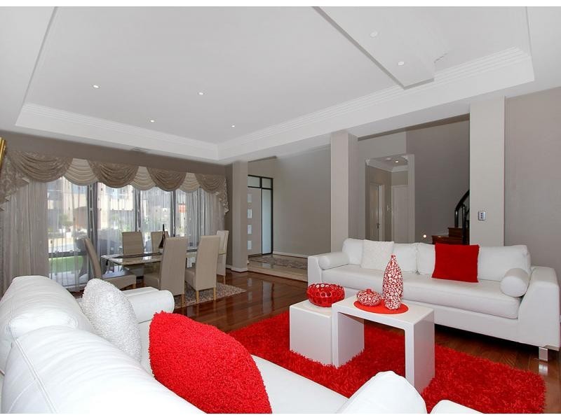 6 Aitape Vista, Dianella WA 6059