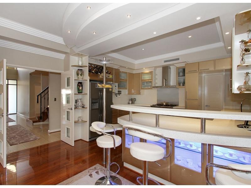 6 Aitape Vista, Dianella WA 6059